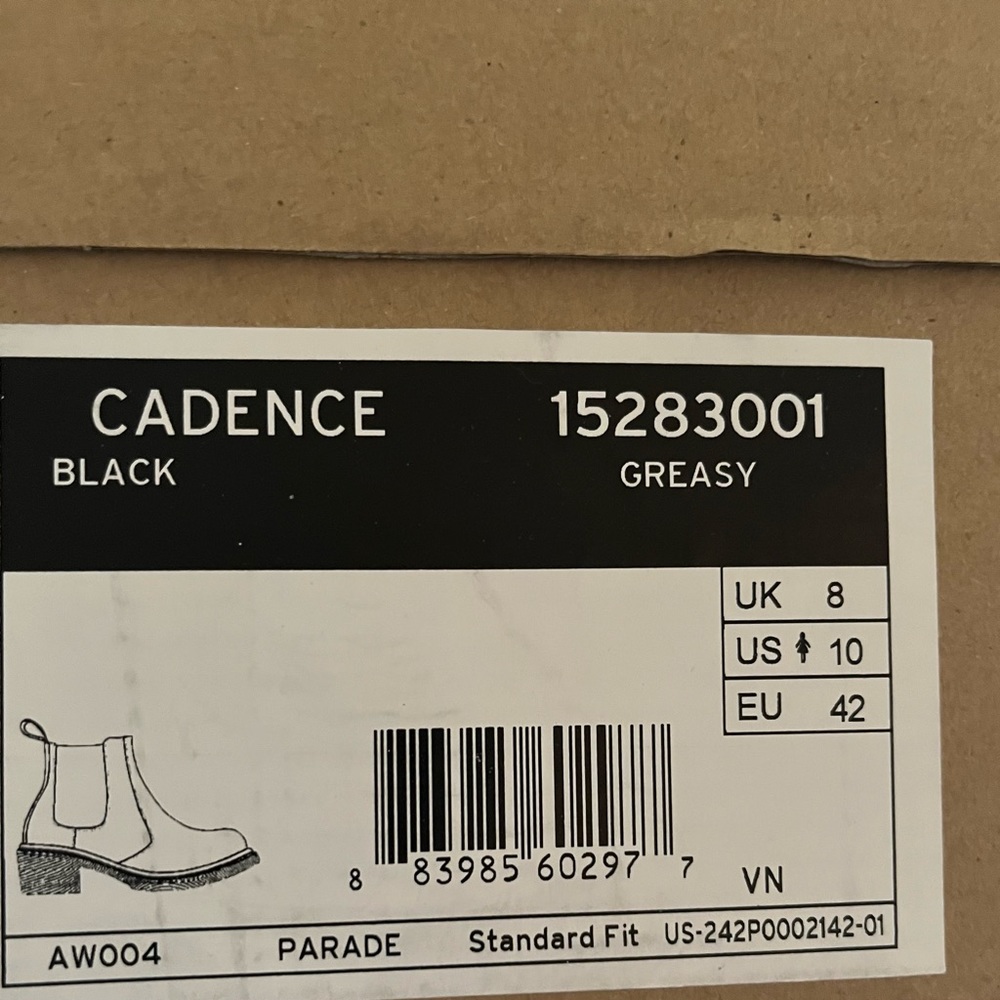 Dr. Marten Cadence women’s size 10 brand new never worn
